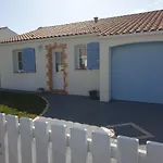 Maison Des Tremieres