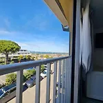 Le 44 Avec Balcon Vue Mer
