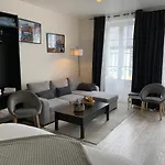 Studio Juno Beach