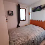 Appartement Marina Soleil Bleu - Vue Sur Le Lac - Une Chambre - Proche Animations Et Commerces - Tout Confort