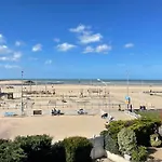 Les Embruns