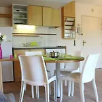Appartement La Rochelle, 3 Pieces, 6 Personnes - Fr-1-246-8