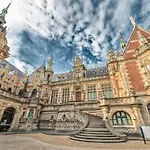 La Petite Maison Pres De La Mer