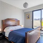 Apartment Windsor