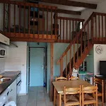 Jolie Villa D'Angle, Sejour Climatise, 4 Couchages, Terrasse Parking Dans Residence Securisee Avec Piscine Commune 400M De La Mer Lrjp11