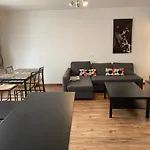 Appartement Spacieux Hyper Centre Secteur Liberte