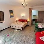Studio Cosy A Banyuls Sur Mer Avec Terrasse Et Vue Jardin 32 M²