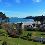Studio Perros Guirec Studio Vue Magnifique Sur La Mer