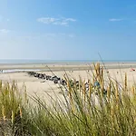 Paroga : Petit Coin De Paradis A 1Oom De La Plage