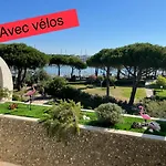 Studio Vue Port, Belle Terrasse, Piscine