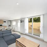 L'Etoile Chambre Spacieuse Avec Sdb Privative Espaces Partages Cuisine Salon Et Terrasse