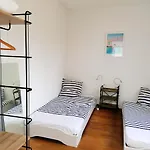 Maison Chaleureuse A Larmor Plage Avec Jardin Magnifique