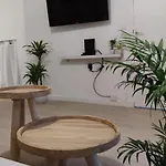 Appartement Cosy Avec Terrasse Ancien
