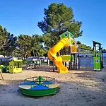 Camping Le Clos Des Pins