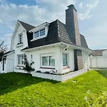 Villa De Charme Avec Jardin Proche De La Mer