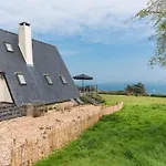 La Maison En A, Face A L'Ile De Brehat