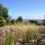Comfortable Holiday Home With Fantastic Sea View