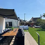 Villa Charles & Ashton