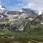 Tignes 2100, Tout Confort
