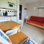 Cosy 21 M2 With Loggia Pool Near The Beach
