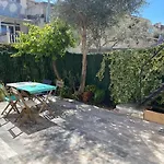 Maison Moderne Avec Terrasse Tranquillite & Confort Garantie