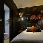Hotel Le Tiburon