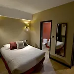 Hotel Le Tiburon