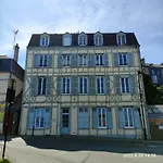 Les Mouettes Du Port