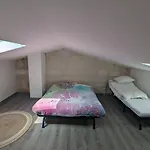 Loft Spacieux Au Coeur Des Remparts D'Aigues-Mortes