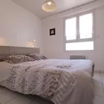 Un Appartement Sur La Marina De St-Gilles