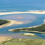 Proche Des Sables D'Olonne Appartement Calme Pour 4 Personnes Situe Face Au Golf De Bourgenay A Talmont St Hilaire