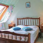 Gorgeous Home In Moelan Sur Mer With Kitchenette