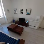 Appartement Biarritz, 1 Piece, 2 Personnes - Fr-1-239-760