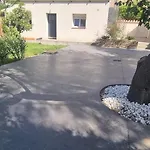 Charmant T2 Coeur De Village Avec Stationnement