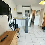 Appartement Cosy 4 Pers Avec Piscine, A 5 Min De La Plage - Fr-1-326-761
