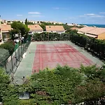 Maison, Parking, Piscine Et Tennis - St Pierre La Mer 5Sant302
