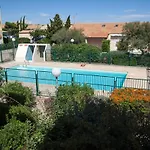 Maison, Parking, Piscine Et Tennis - St Pierre La Mer 5Sant302