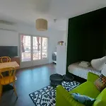 Le Cube