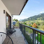 Luxueux Appartement 3 Chambres A Megeve Avec Piscine Et Salle De Sport - Fr-1-569-31