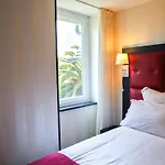 Logis Hotel Saint Guirec Et De La Plage