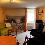 Studio Cosy Pour 2 A 50M De La Plage, Centre-Ville, Tout Equipe - Fr-1-197-507