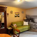Studio Cosy Pour 2 A 50M De La Plage, Centre-Ville, Tout Equipe - Fr-1-197-507