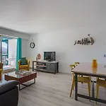 Bel Appartement Renove Face Port De Plaisance Avec Parking, A 2 Pas De La Plage, Classe 3 Etoiles - Fr-1-2-405