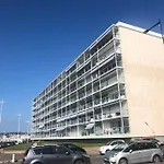Residence De France Studio Entre Perret Et Plage