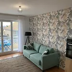 Le Cosy