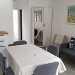 Charmant Et Lumineux Logement, Au Coeur De Cabourg
