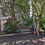 Studio Cosy - Proche Gare & Centre-Ville - Stationnement - Cour Interieure Table & Chaises