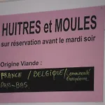 Arcadius Le Petit Hotel