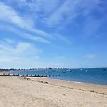 Stunning Apartment In Noirmoutier-En-Lile
