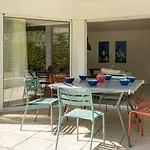Carnac : Appartement 3P, 6 Pers, A 150M De La Plage, Wifi, Parking, Animaux Bienvenus - Fr-1-477-1
